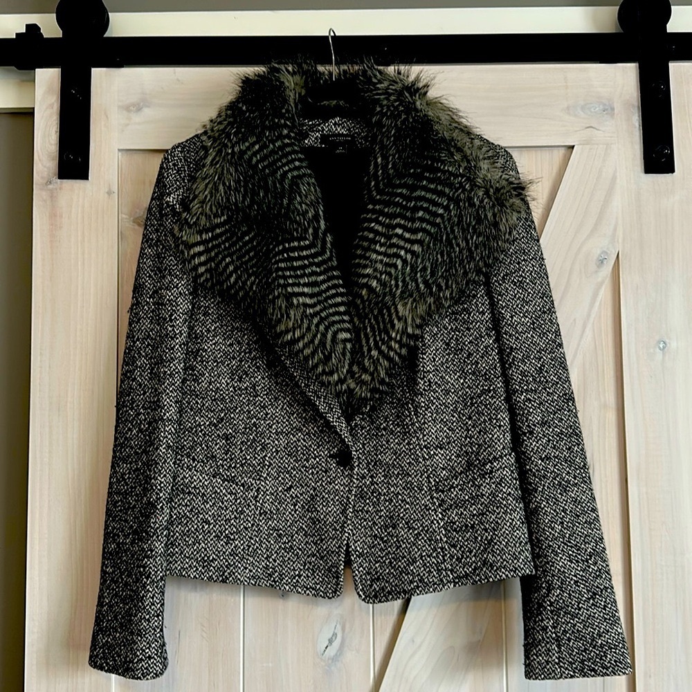 Ann Taylor Blazer with Removable Faux Fur Collar, size 14